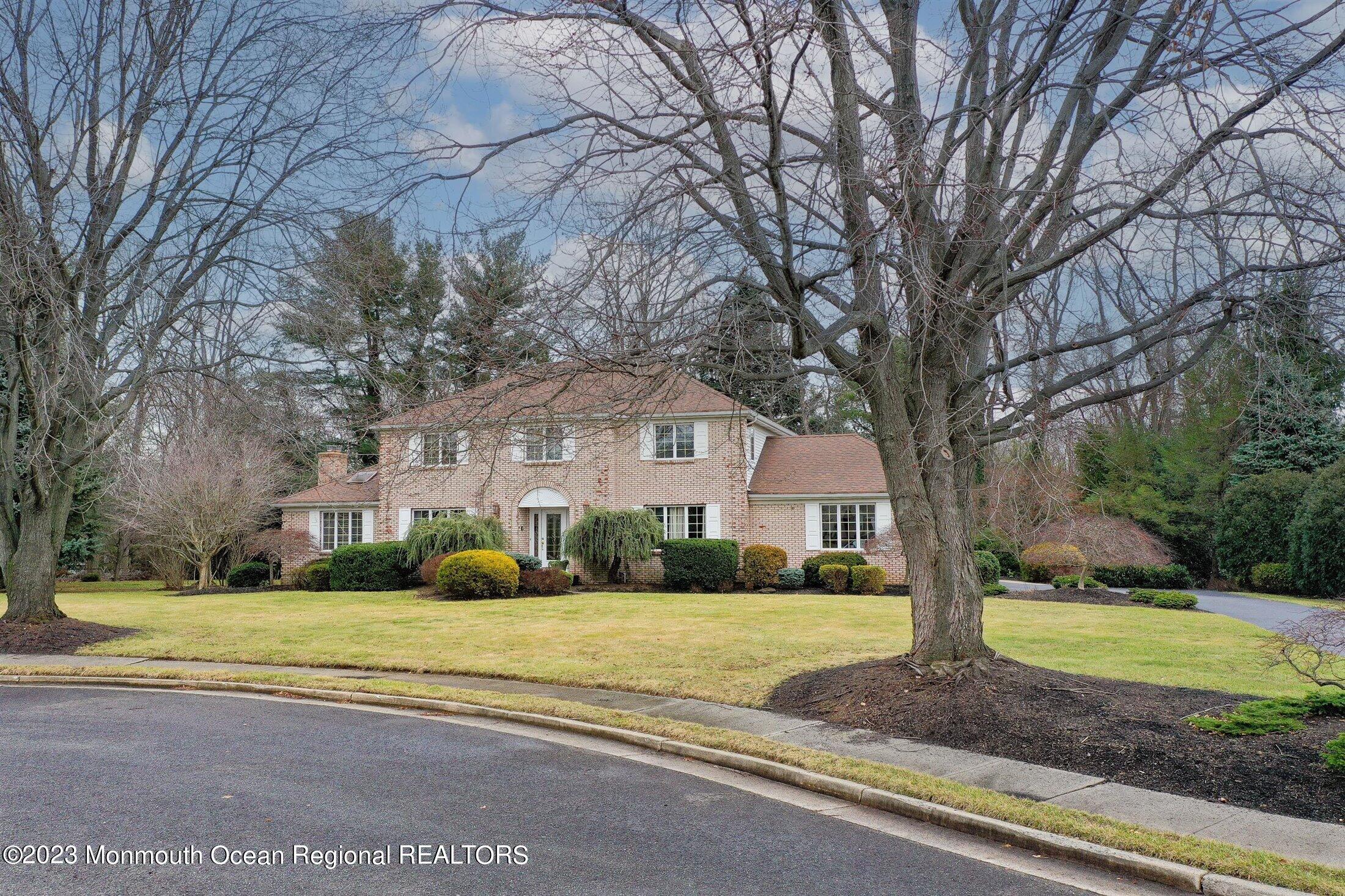 27 Laird Road Middletown, NJ 07748 - Photo 3 of 36 04-32807754