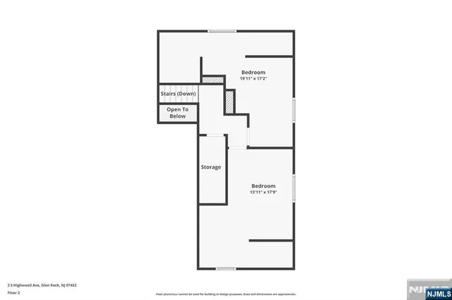 a picture of a bathroom with mirror