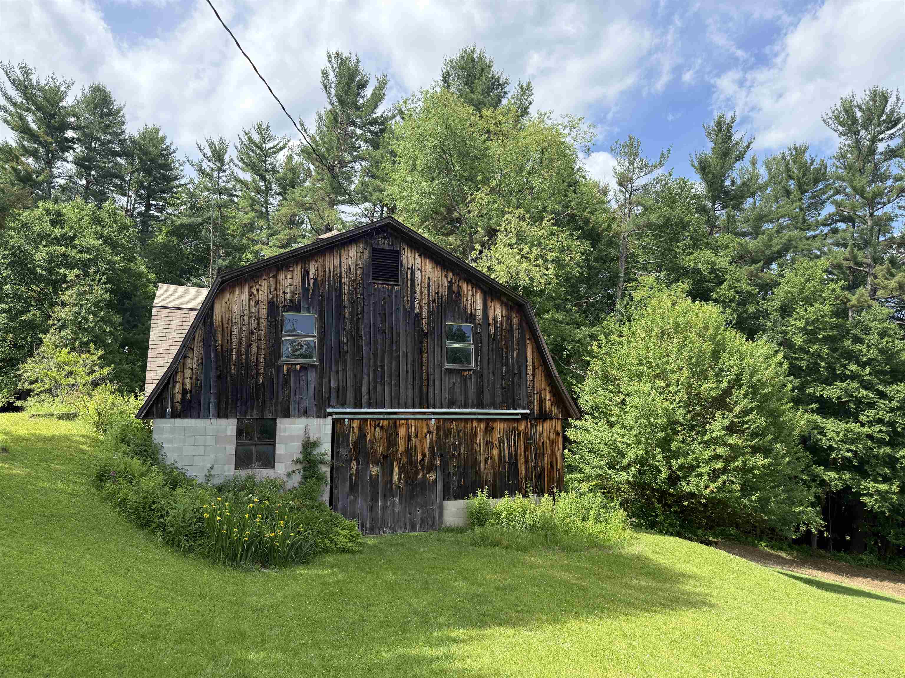 211 Pleasant Valley Road Brattleboro, VT 05301 - Photo 16 of 44