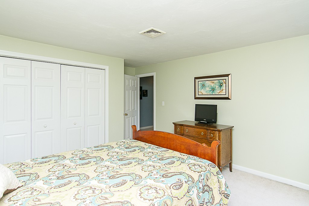 11 Millbrook Road Medway, MA 02053 - Photo 18 of 28 Gallery Image 18