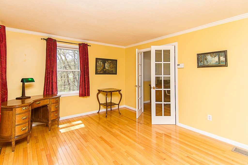 11 Millbrook Road Medway, MA 02053 - Photo 10 of 28 Gallery Image 10