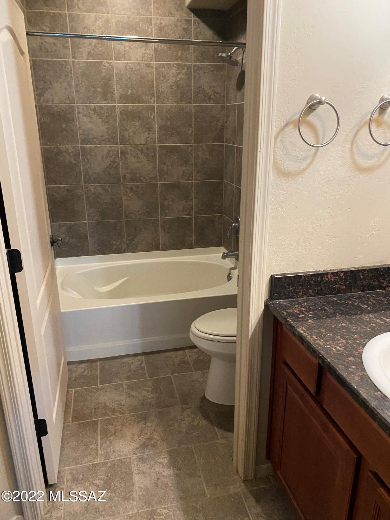 2550 East River Road, Unit 5206 Tucson, AZ 85718 - Photo 14 of 22