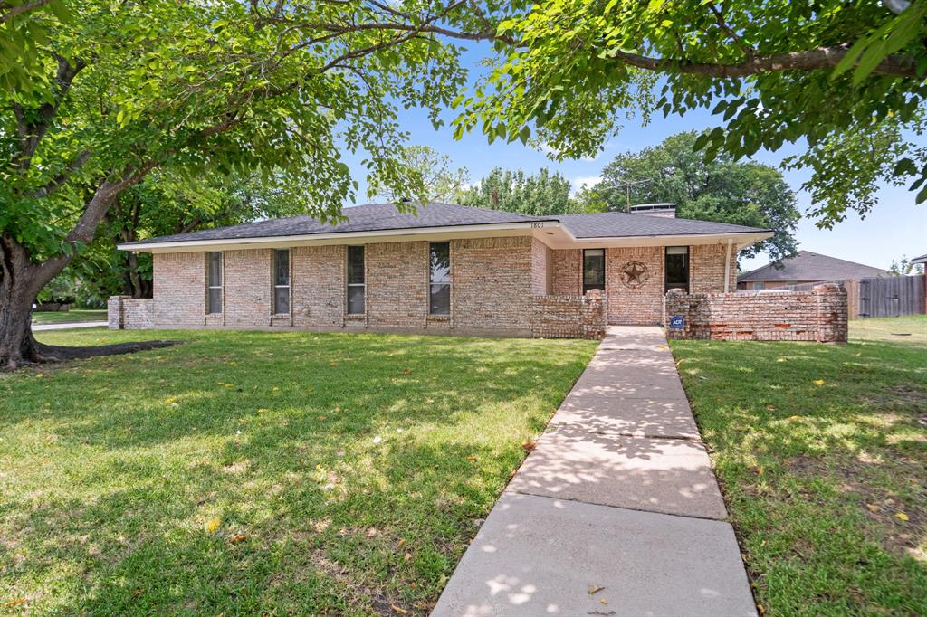 1801 Ridgecrest Drive Terrell, TX 75160 - Photo 1 of 16 Gallery Image 1