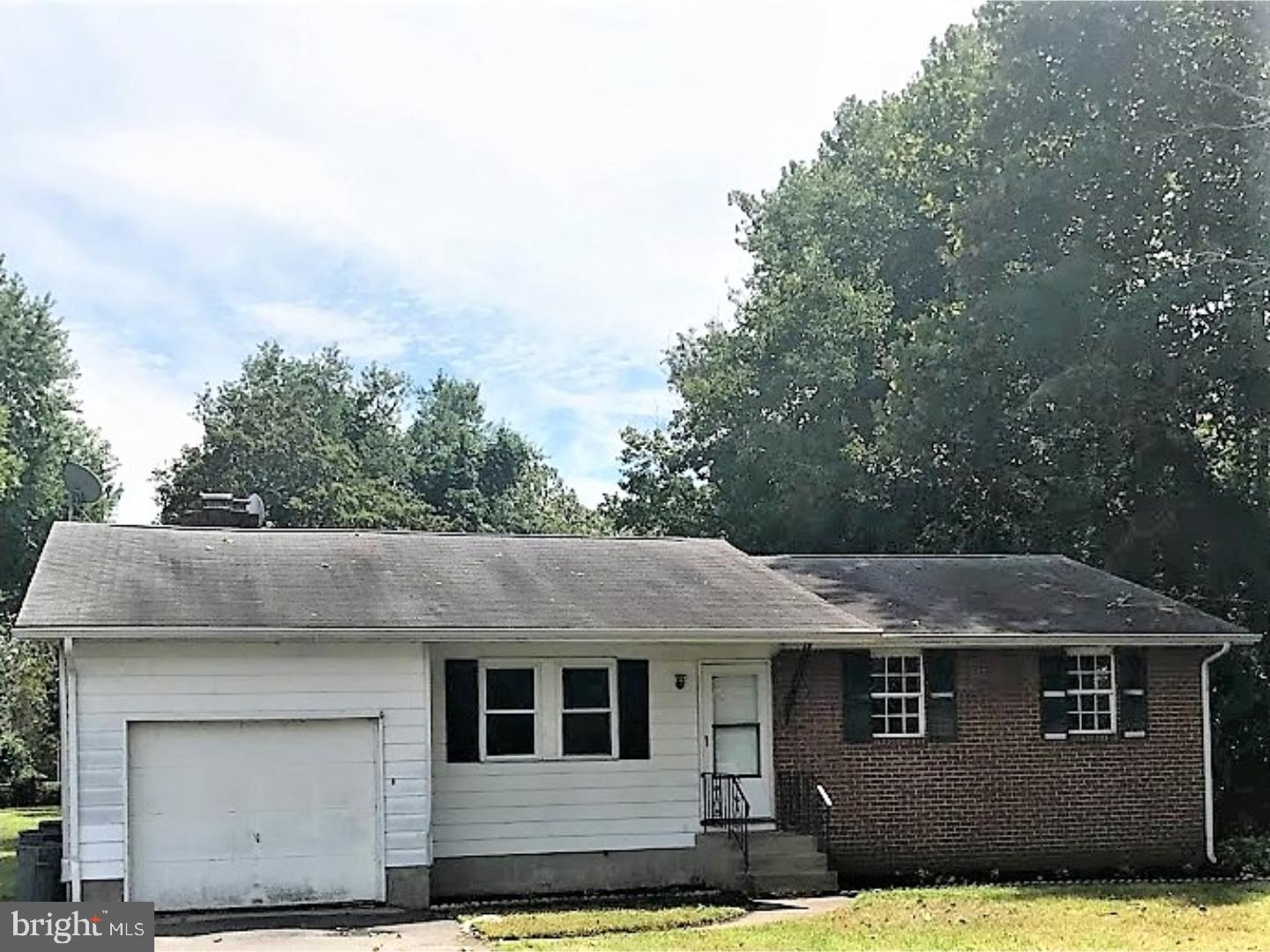 143 Crown Point Road Thorofare, NJ 08086 - Photo 1 of 19