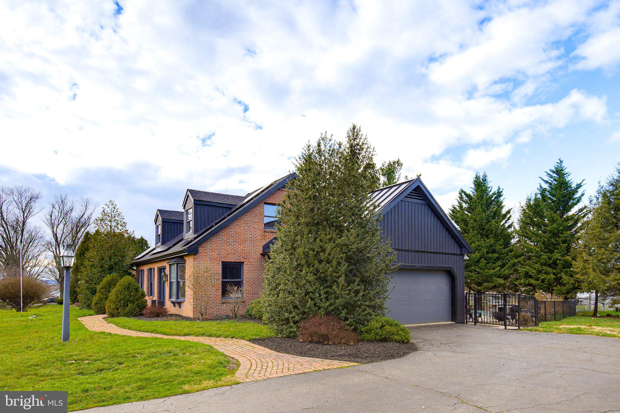 3937 Locust Grove Road Columbia, PA 17512 - Photo 2 of 44 Gallery Image 2