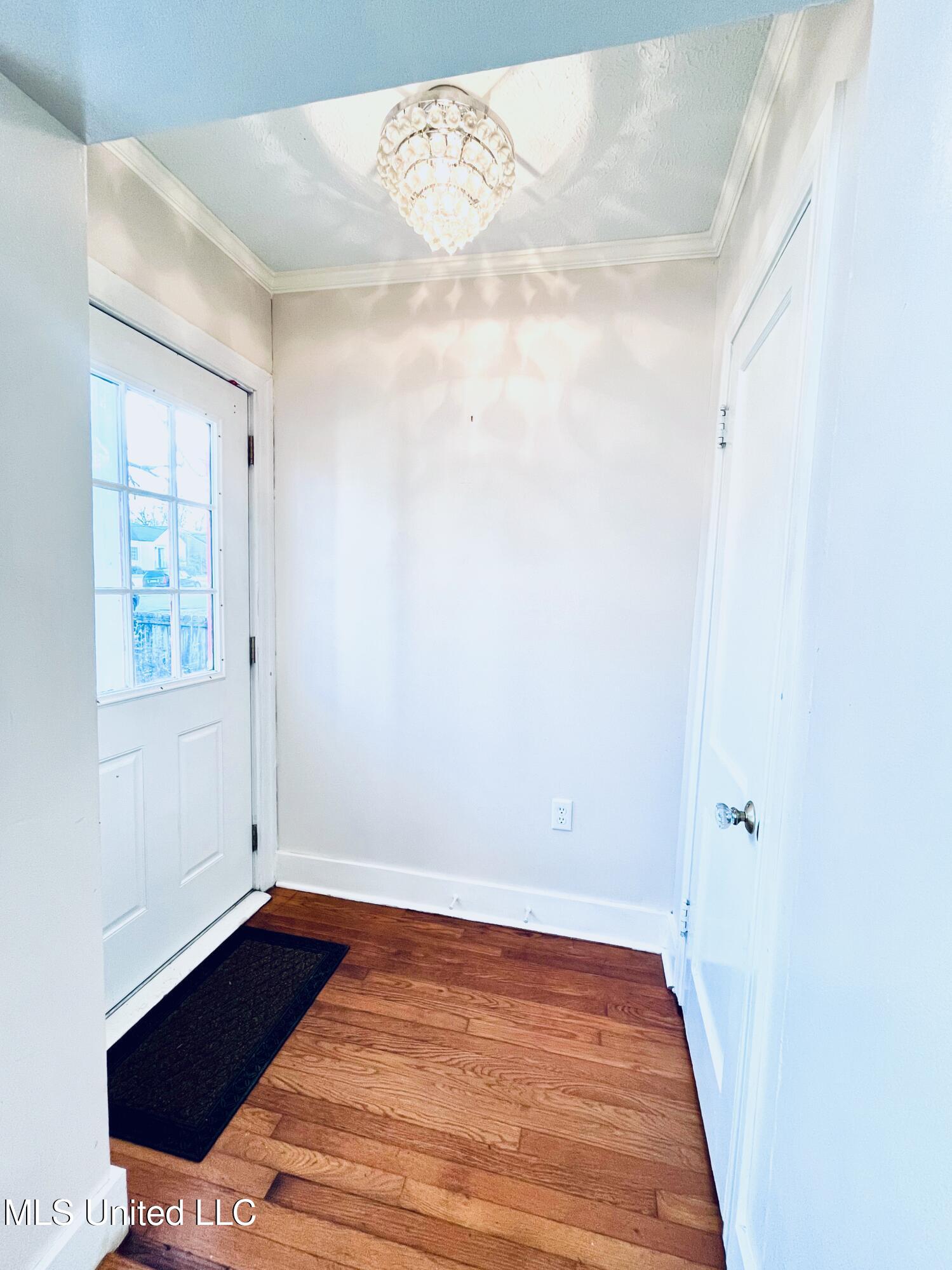 438 Downing Street Jackson, MS 39216 - Photo 11 of 49 IMG_1794