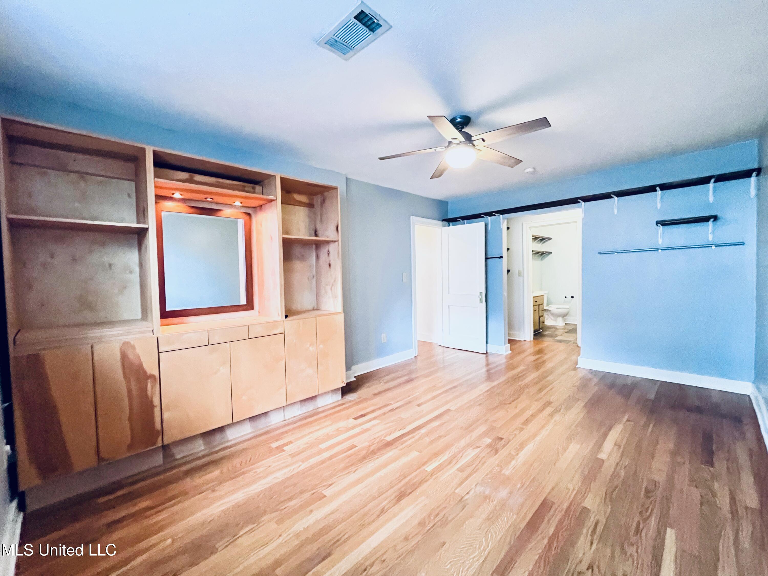 438 Downing Street Jackson, MS 39216 - Photo 34 of 49 IMG_1875