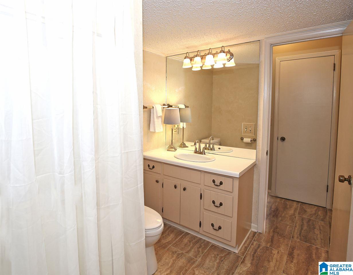 4734 Caldwell Mill Road Birmingham, AL 35243 - Photo 17 of 21