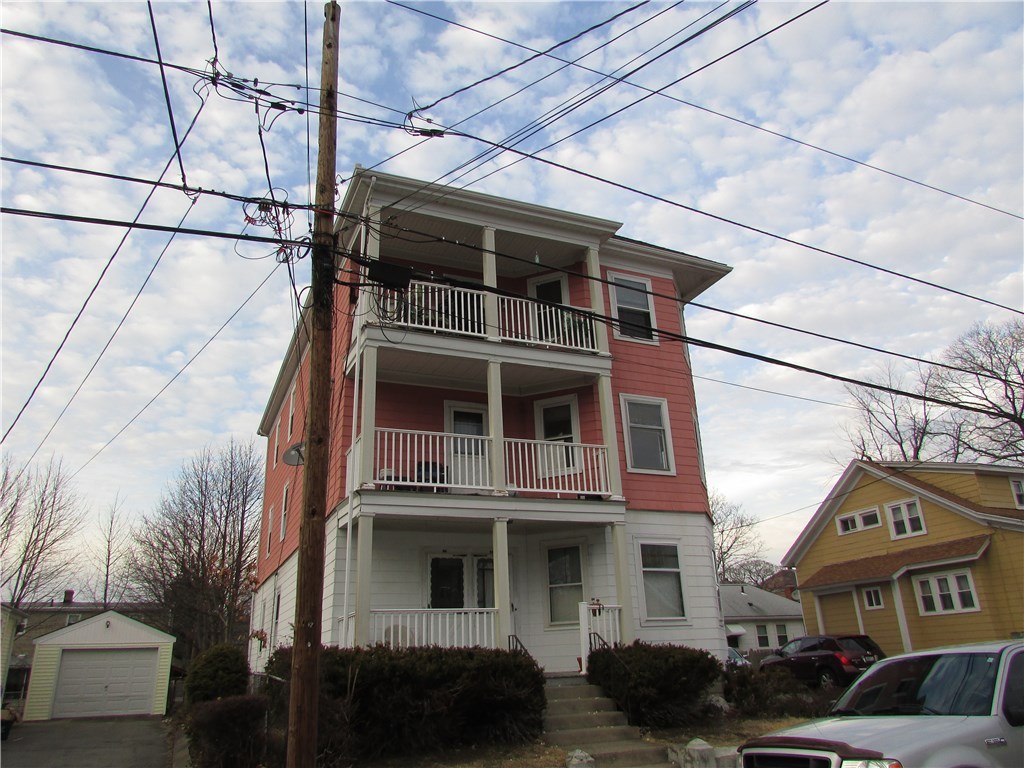 96 Chaplin Street Pawtucket, RI 02861 - Photo 2 of 10 Gallery Image 2