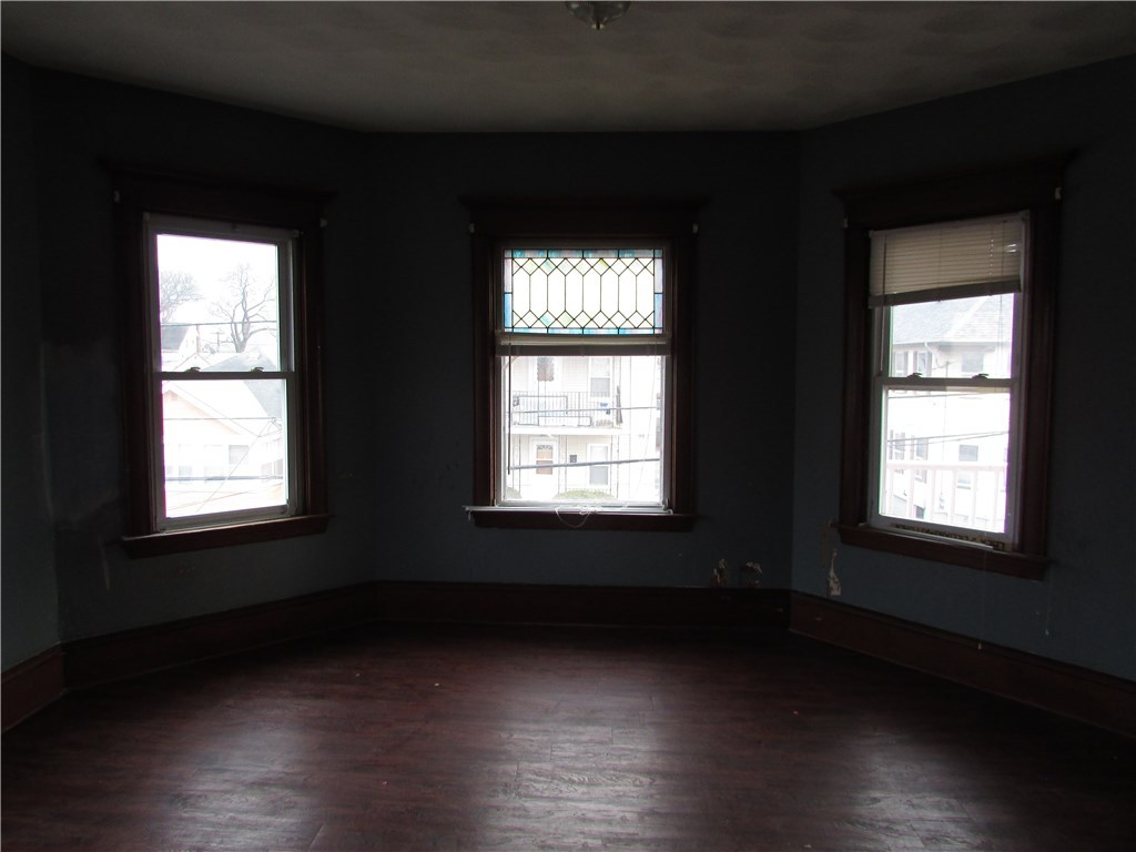 96 Chaplin Street Pawtucket, RI 02861 - Photo 5 of 10 Gallery Image 5