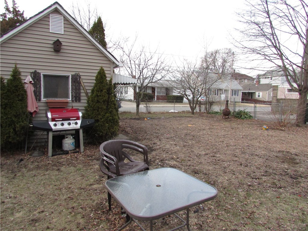 96 Chaplin Street Pawtucket, RI 02861 - Photo 8 of 10 Gallery Image 8