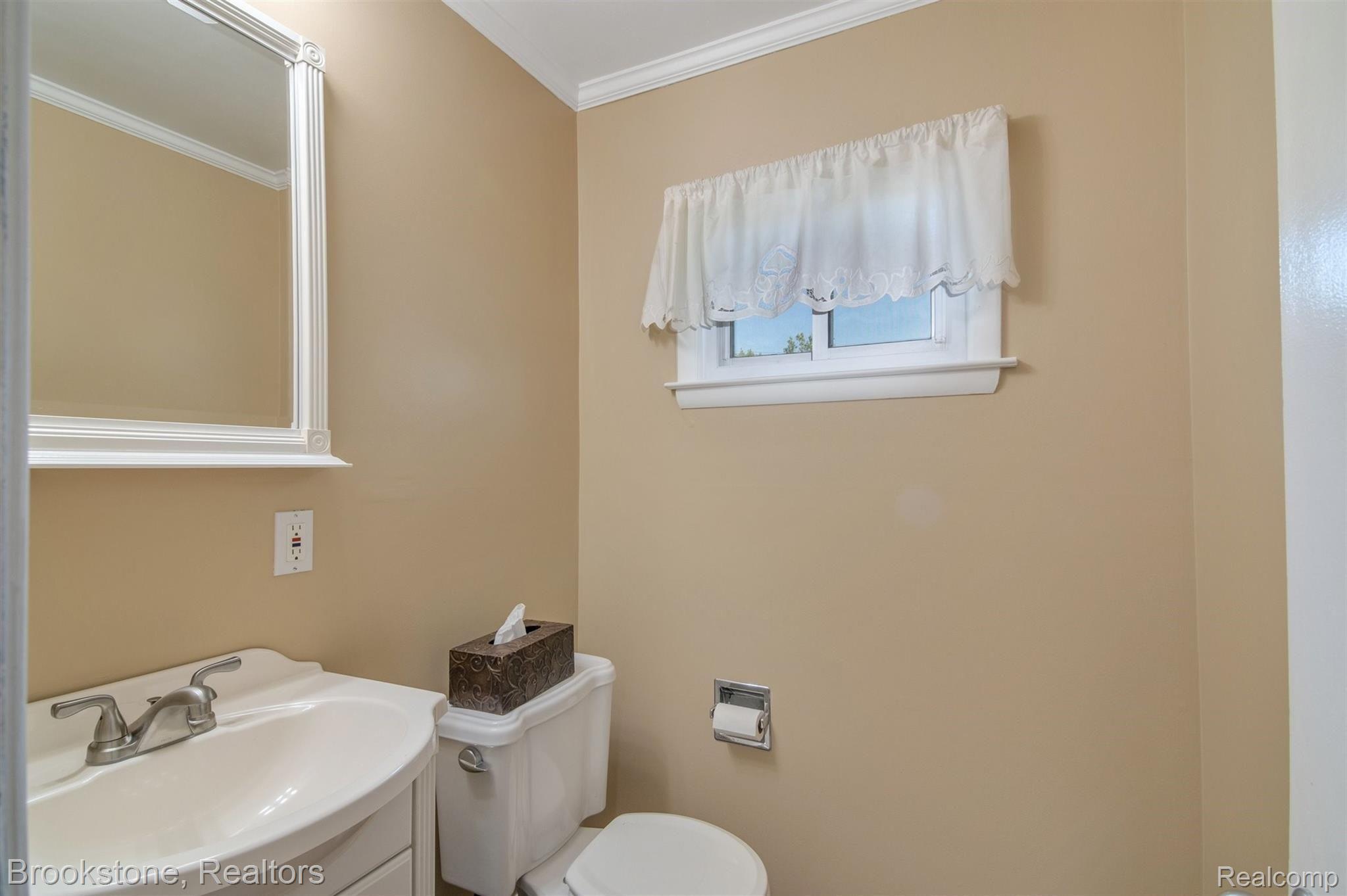 45310 West 10 Mile Road Novi, MI 48375 - Photo 18 of 49 18-45310 W 10 Mile Rd-Windowstill-Real-Estate-Photography-18.jpg