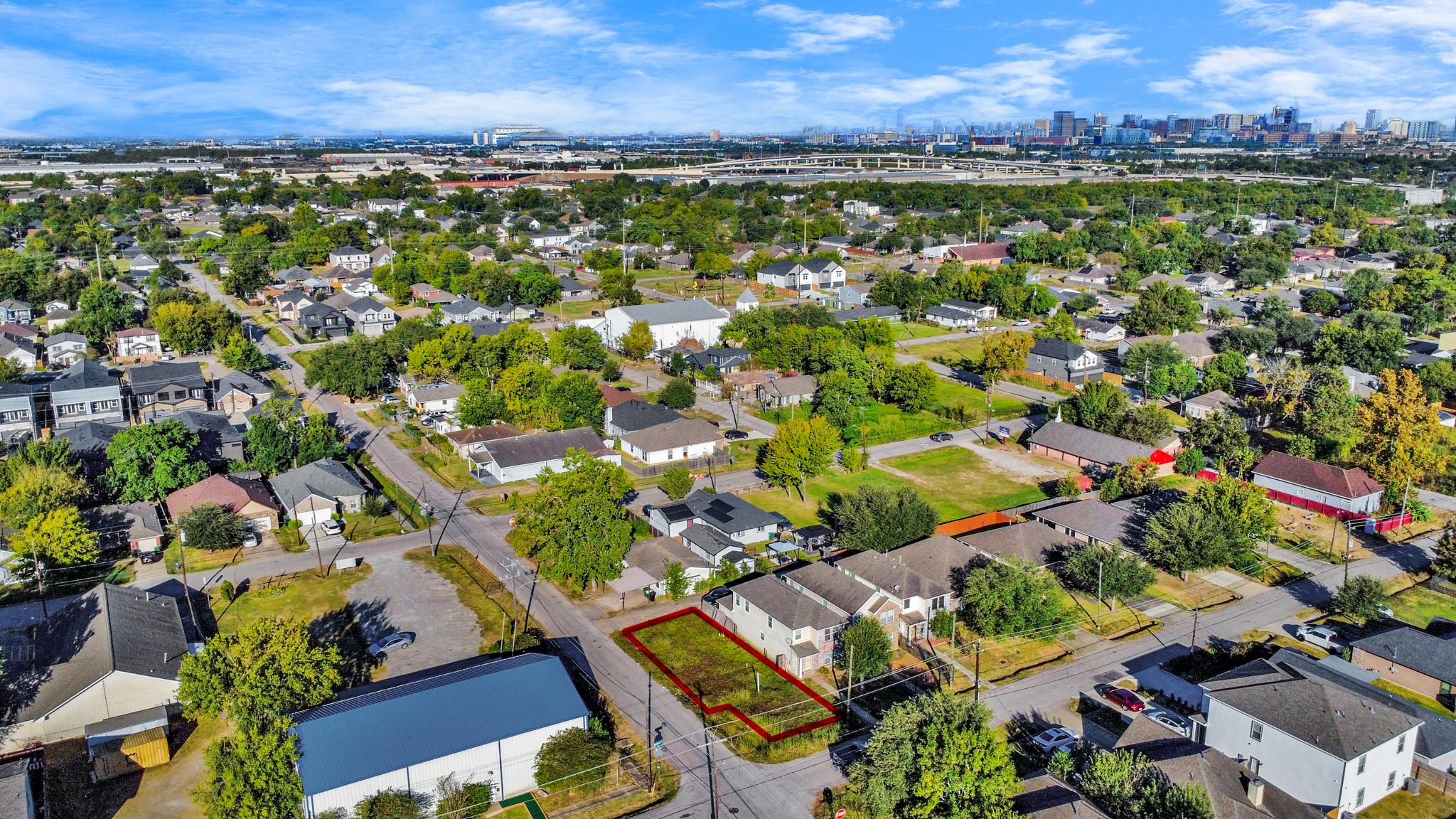8232 Colonial Lane Houston, TX 77051 - Photo 5 of 7 a view of a city