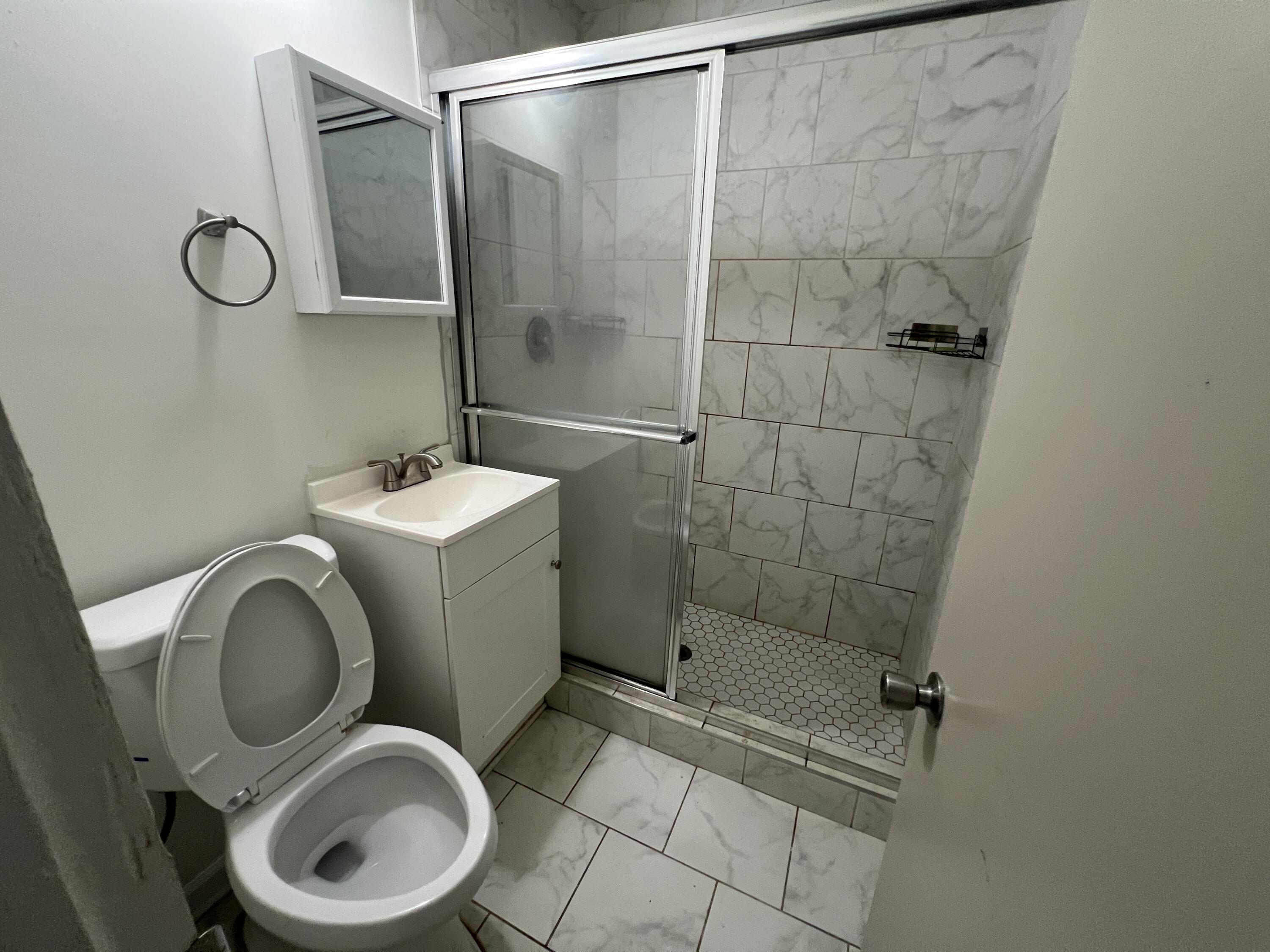 1895 Virginia Avenue Augusta, GA 30906 - Photo 5 of 10 IMG_1516