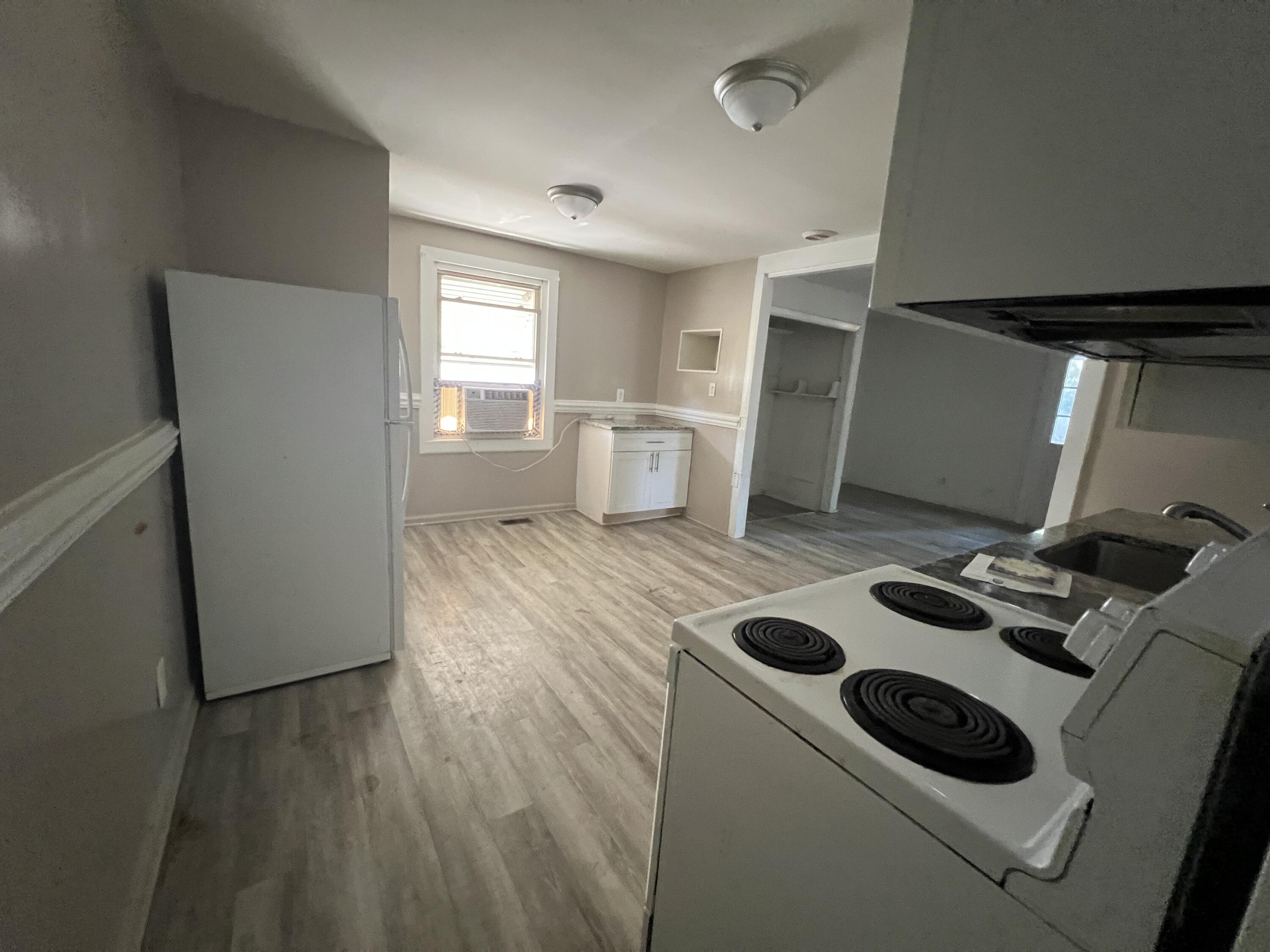 1895 Virginia Avenue Augusta, GA 30906 - Photo 6 of 10 IMG_1517