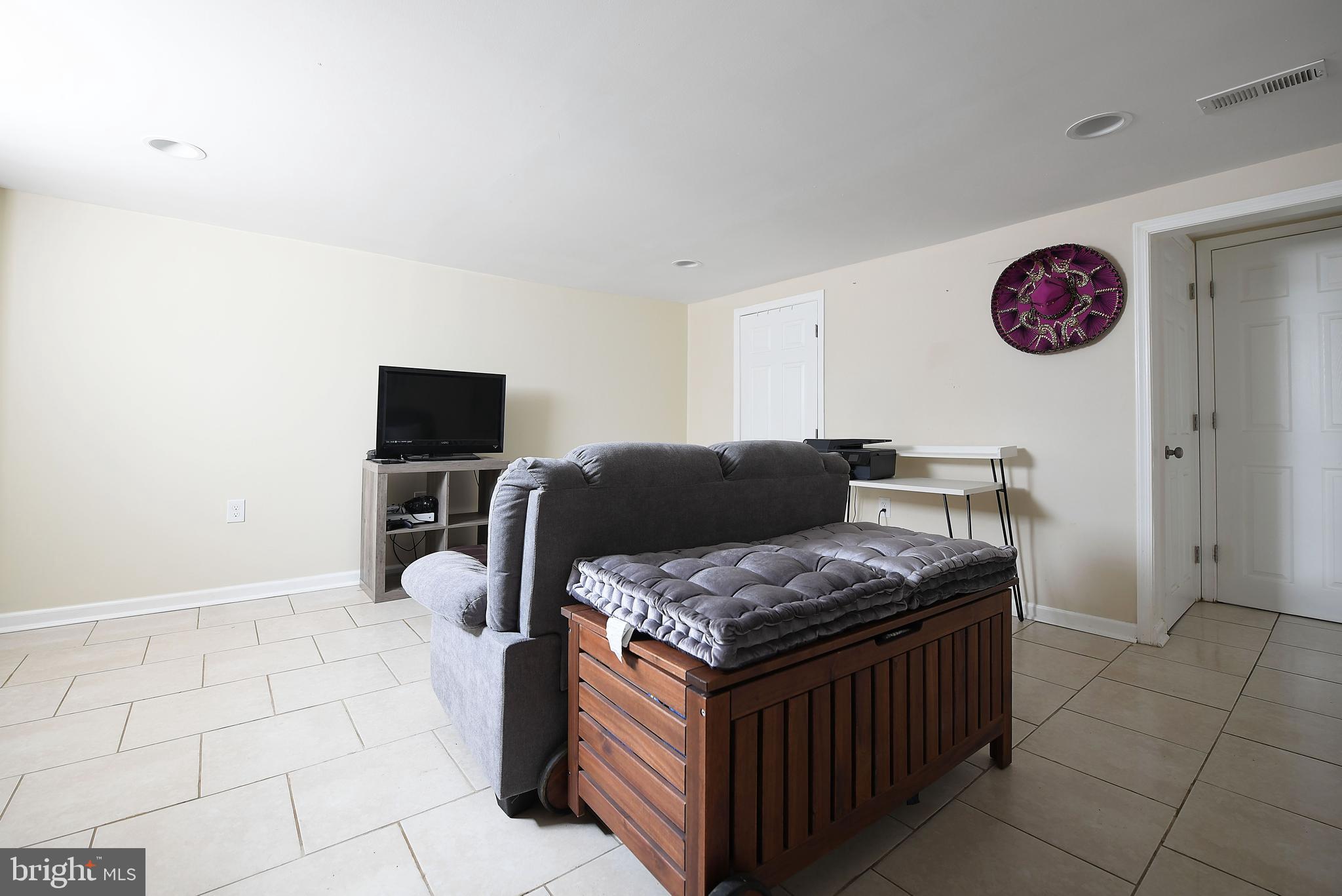 5608 Clearspring Road Baltimore, MD 21212 - Photo 22 of 32
