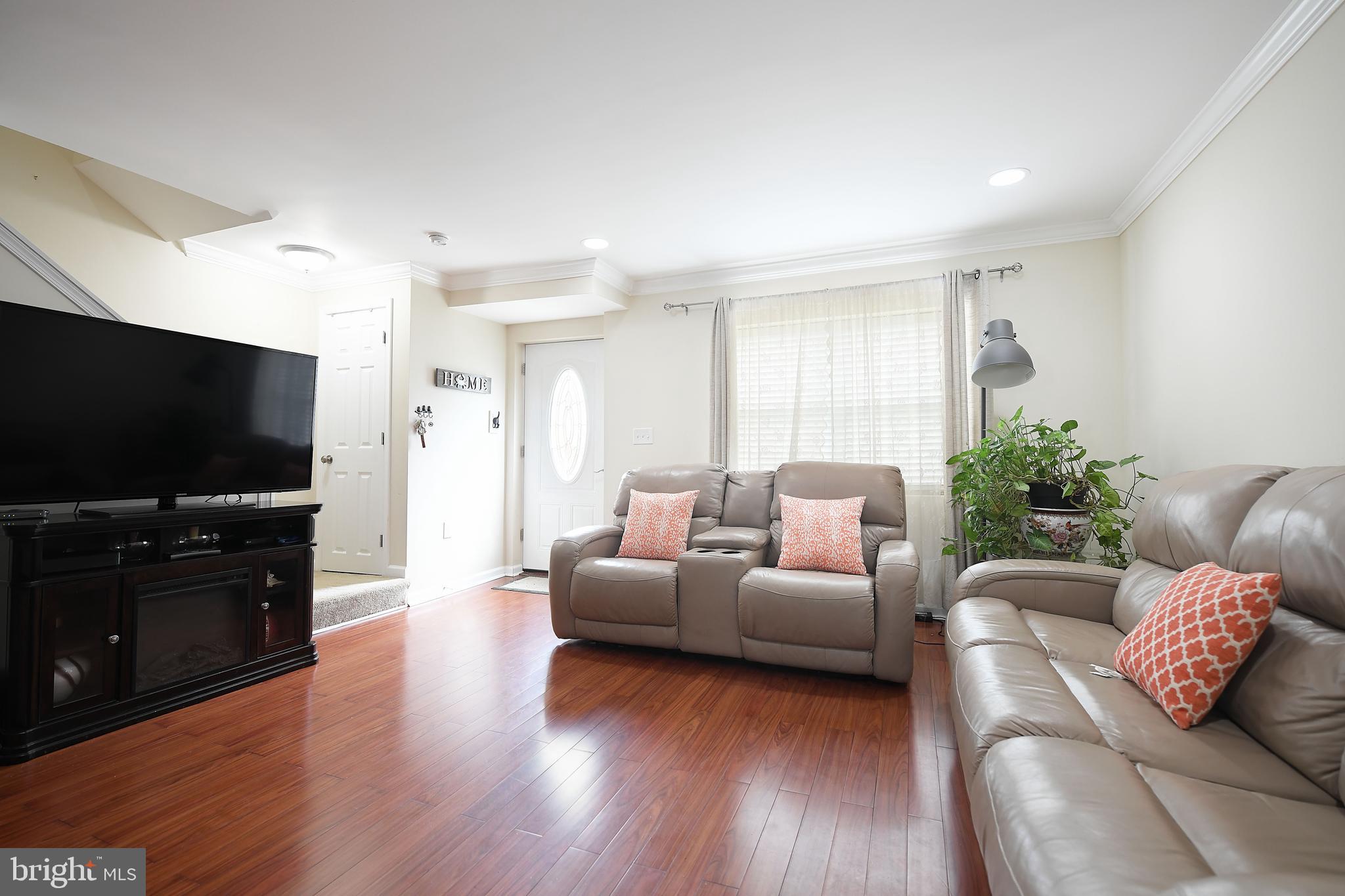 5608 Clearspring Road Baltimore, MD 21212 - Photo 7 of 32