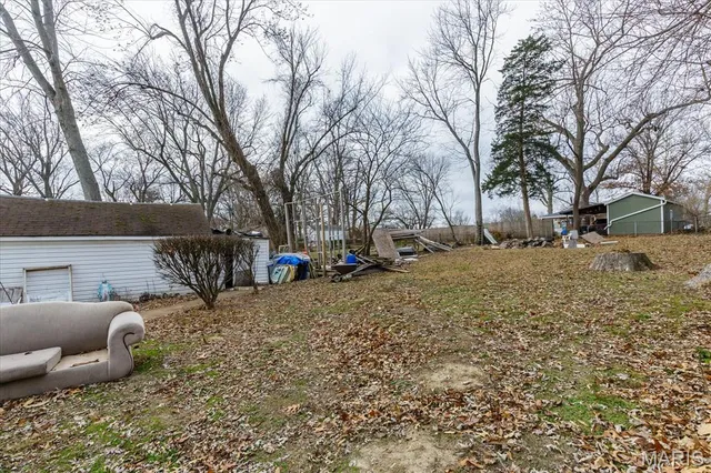 $125,000 | 2331 Hood Avenue, Overland, MO 63114