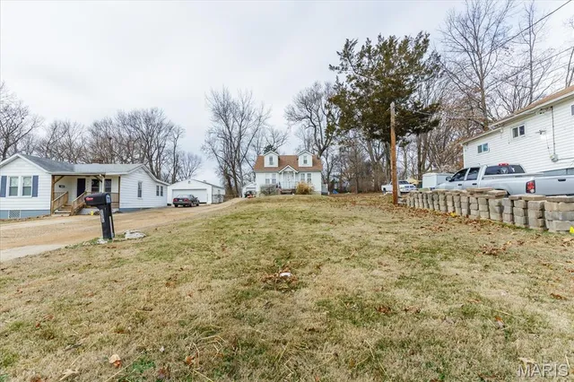 $125,000 | 2331 Hood Avenue, Overland, MO 63114