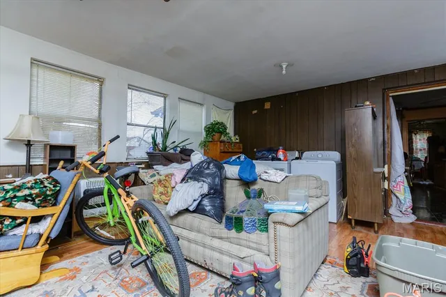 $125,000 | 2331 Hood Avenue, Overland, MO 63114