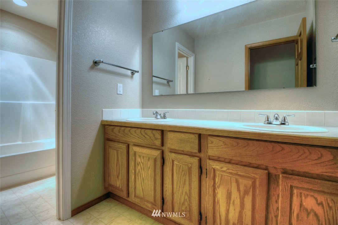 220 Summers Road Centralia, WA 98531 - Photo 16 of 25