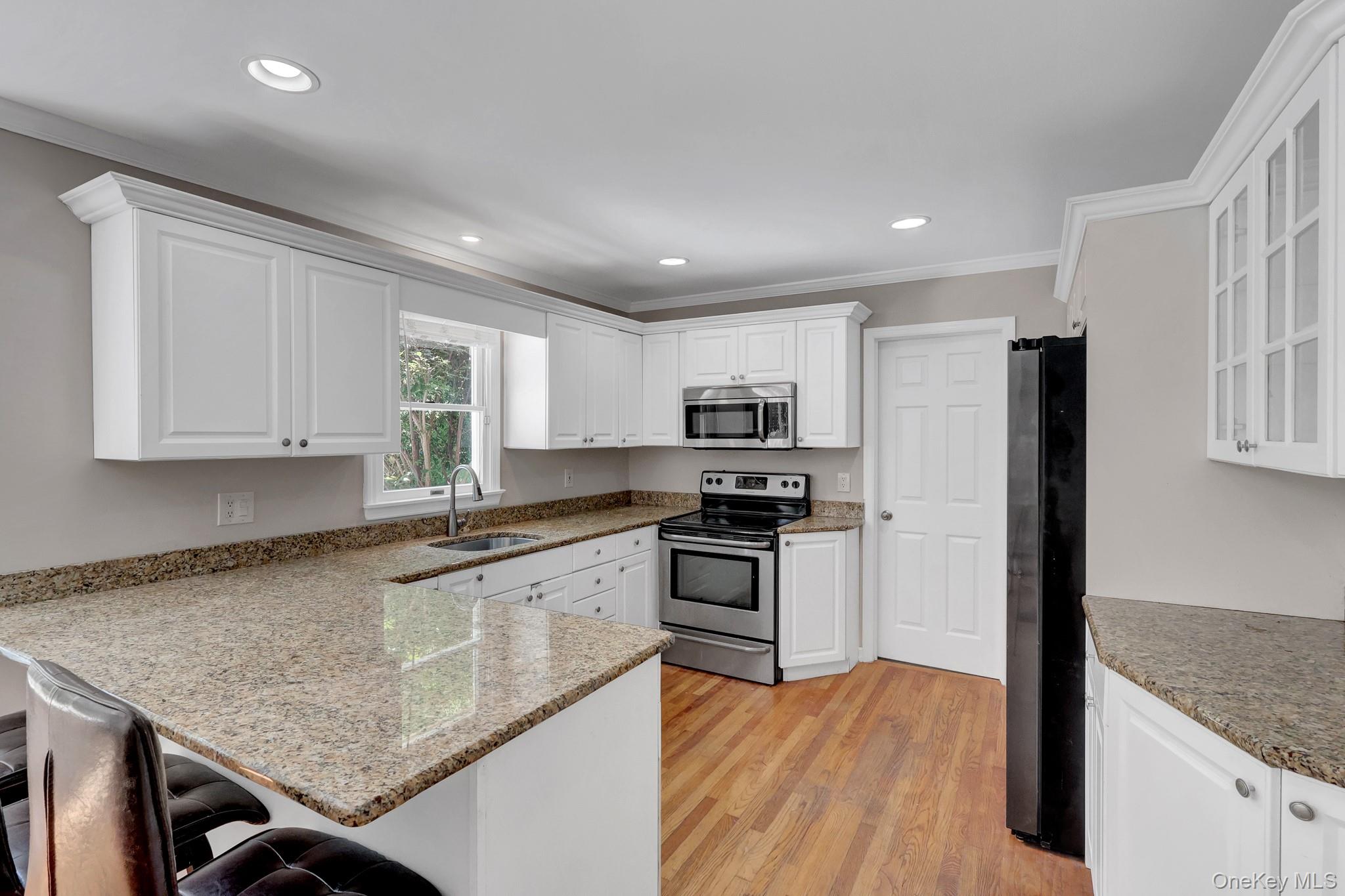 67 Randall Road Wading River, NY 11792 - Photo 9 of 50