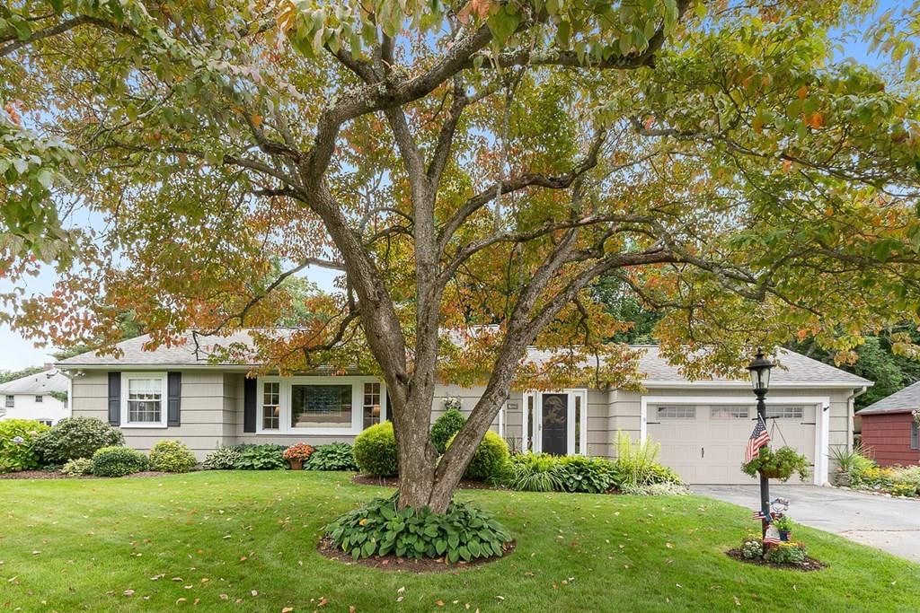 9 Shirley Road Andover, MA 01810 - Photo 1 of 40 Gallery Image 1