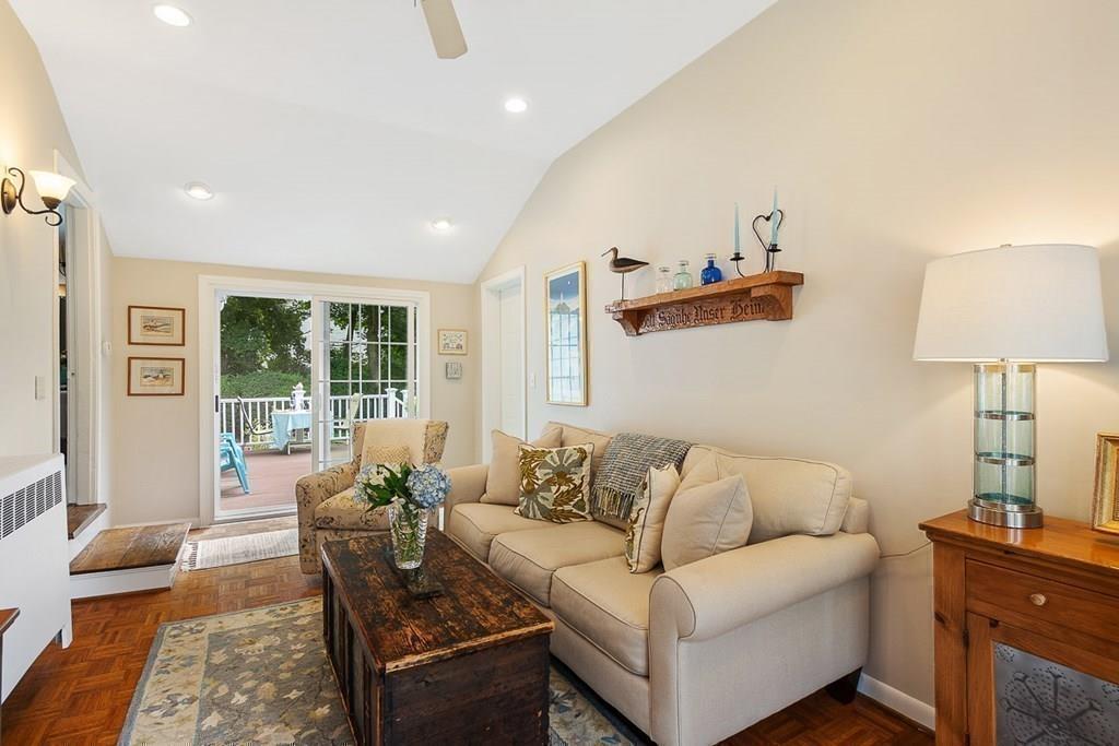 9 Shirley Road Andover, MA 01810 - Photo 11 of 40 Gallery Image 11