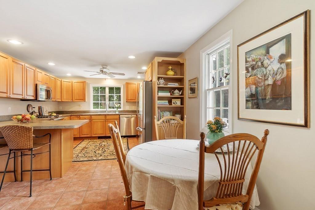 9 Shirley Road Andover, MA 01810 - Photo 13 of 40 Gallery Image 13