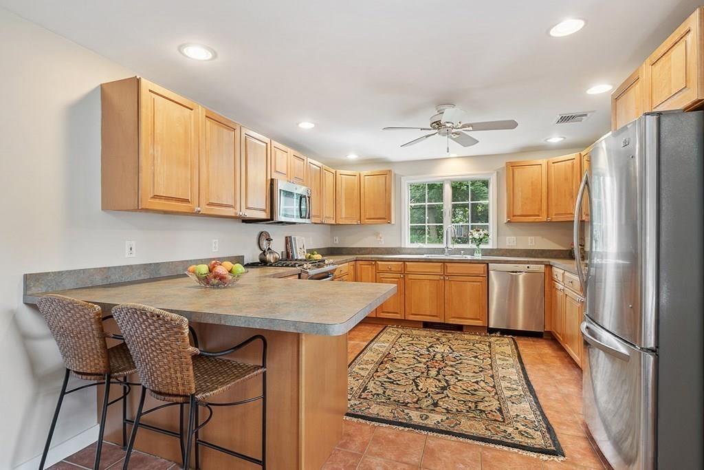 9 Shirley Road Andover, MA 01810 - Photo 14 of 40 Gallery Image 14