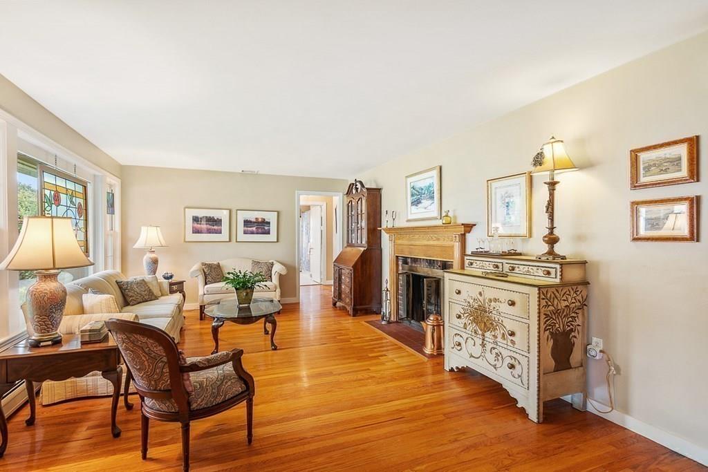 9 Shirley Road Andover, MA 01810 - Photo 18 of 40 Gallery Image 18