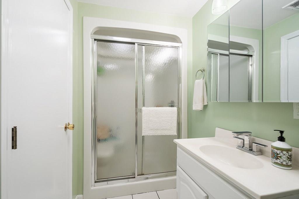 9 Shirley Road Andover, MA 01810 - Photo 26 of 40 Gallery Image 26