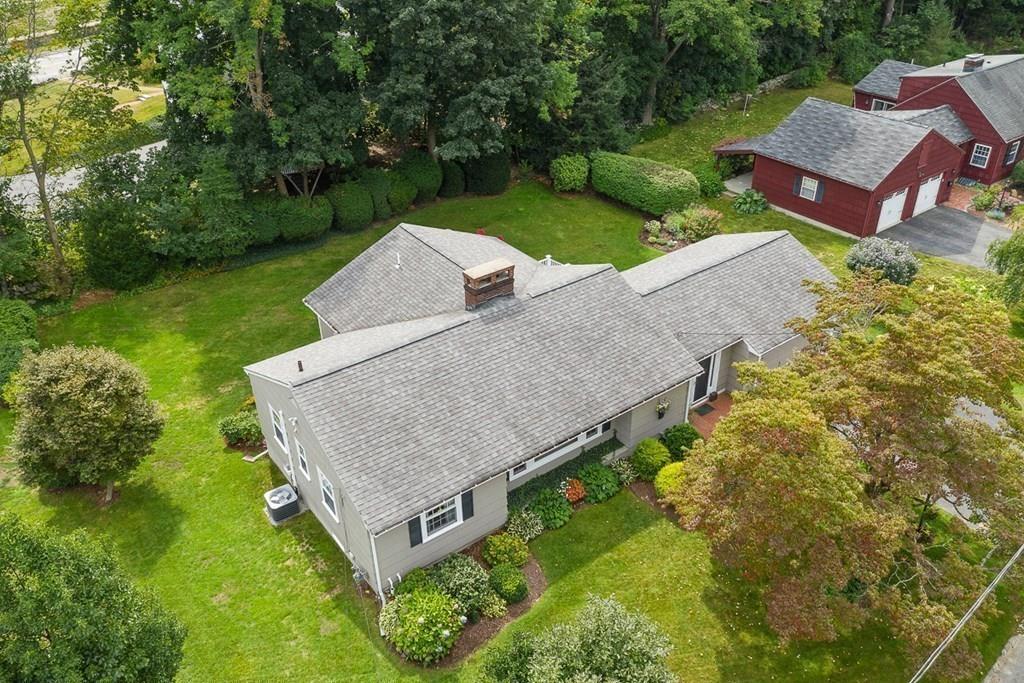 9 Shirley Road Andover, MA 01810 - Photo 4 of 40 Gallery Image 4