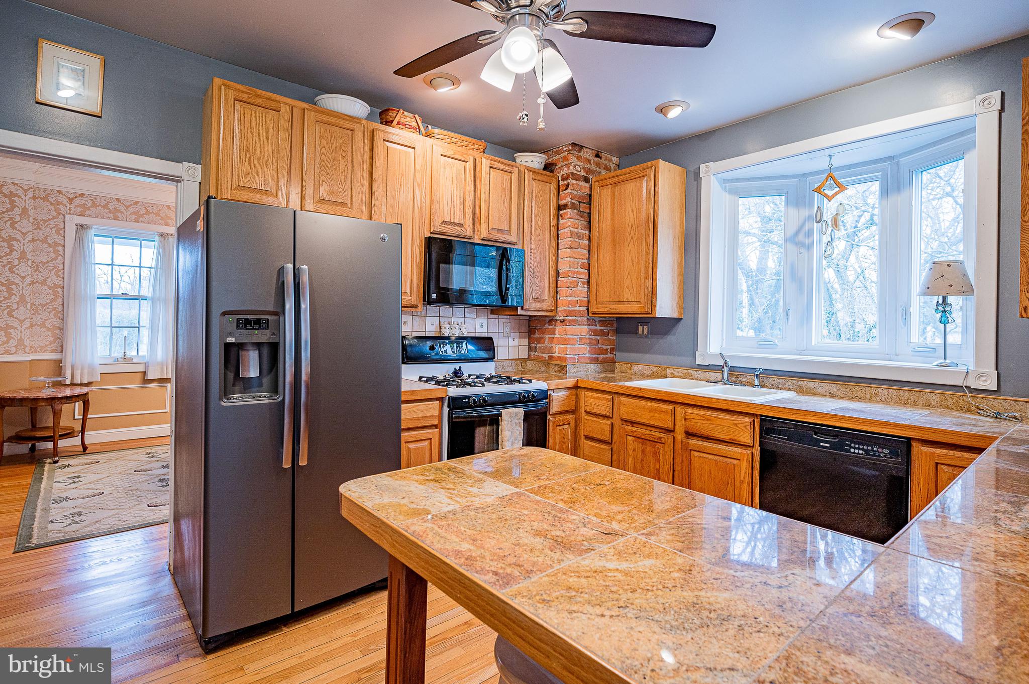 2120 Old Frederick Road Catonsville, MD 21228 - Photo 8 of 43 Eat-In Kitchen