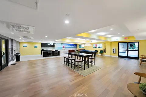 $779,000 | 2939 Leeward Avenue, Unit 516, Los Angeles, CA 90005