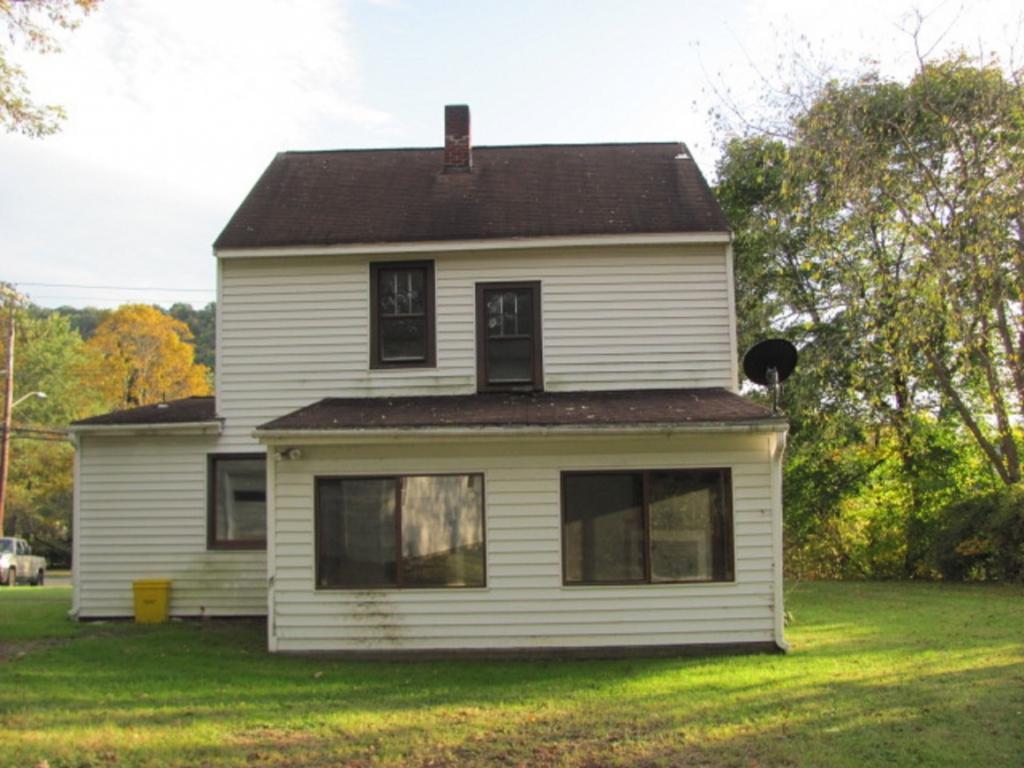 745 River Road Binghamton, NY 13901 - Photo 2 of 17 Gallery Image 2
