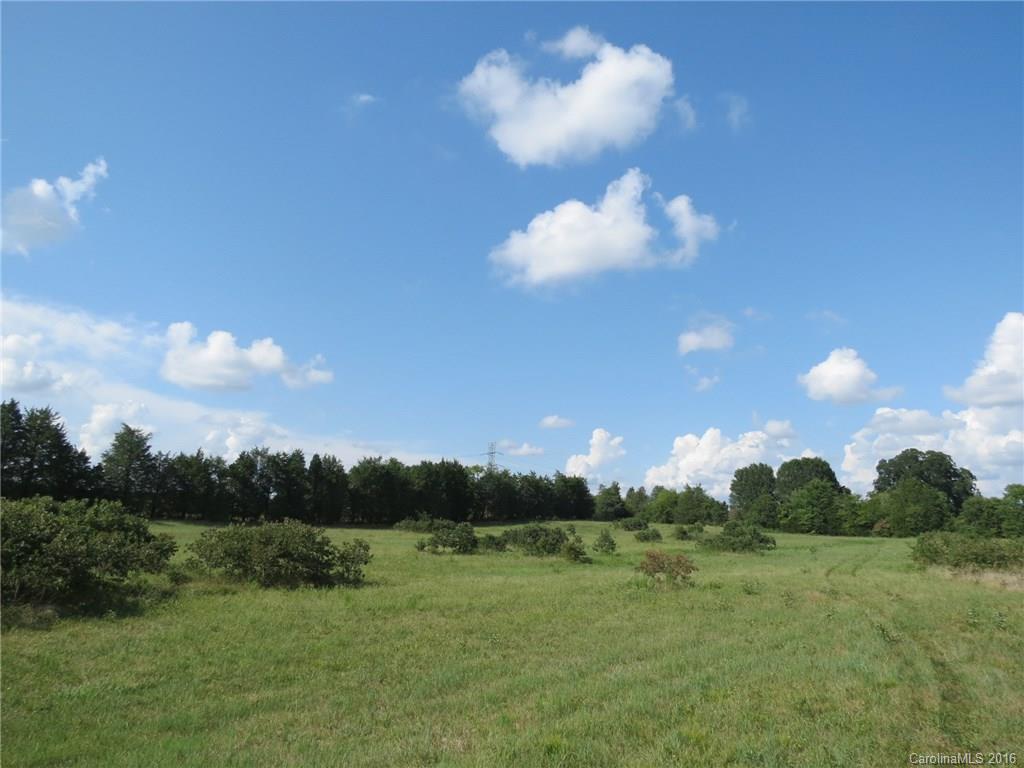 23 Locust Hill Road York, SC 29745 - Photo 11 of 14 a view of a big yard
