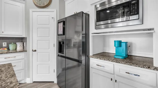 $329,900 | 972 Sam Street, Springtown, TX 76082