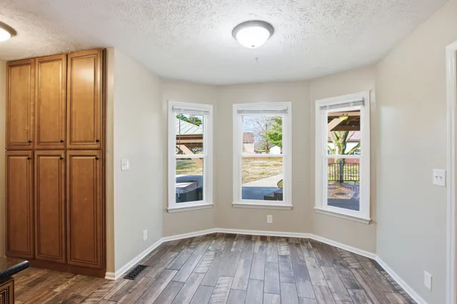 $595,000 | 1976 Orchard Park Drive, Murfreesboro, TN 37128