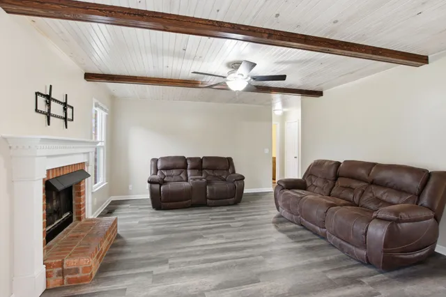 $595,000 | 1976 Orchard Park Drive, Murfreesboro, TN 37128