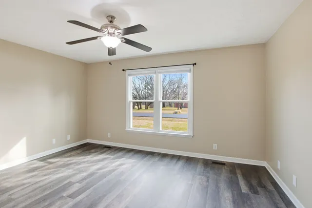 $595,000 | 1976 Orchard Park Drive, Murfreesboro, TN 37128