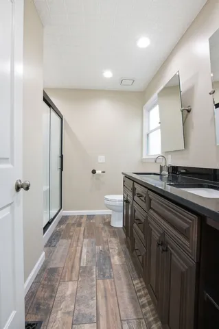 $595,000 | 1976 Orchard Park Drive, Murfreesboro, TN 37128