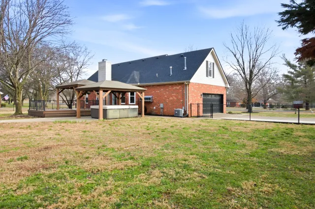 $595,000 | 1976 Orchard Park Drive, Murfreesboro, TN 37128