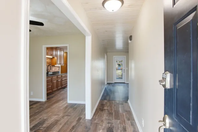 $595,000 | 1976 Orchard Park Drive, Murfreesboro, TN 37128