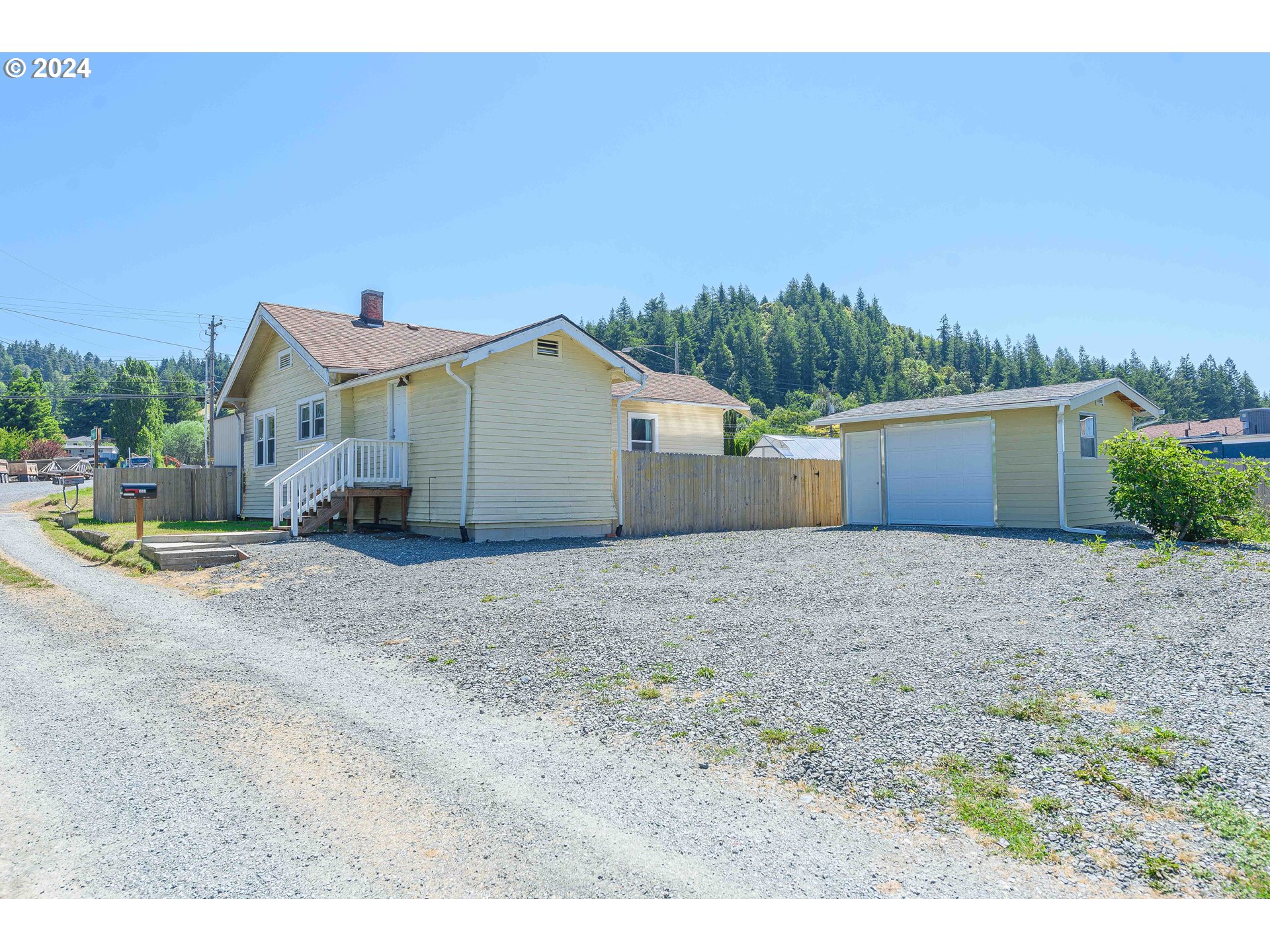 1954 Roseburg Road Myrtle Point, OR 97458 - Photo 41 of 45 Gallery Image 41