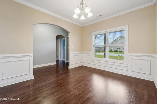 $2,095 | 418 Durham Station Drive, Jacksonville, NC 28546