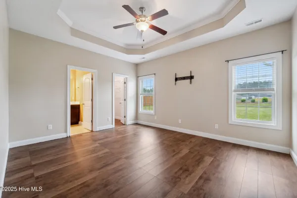 $2,095 | 418 Durham Station Drive, Jacksonville, NC 28546