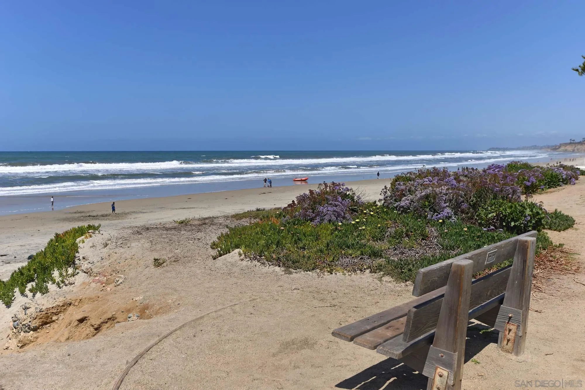 2921 Sandy Pointe, Unit 3 Del Mar, CA 92014 - Photo 29 of 31 a view of an ocean and beach