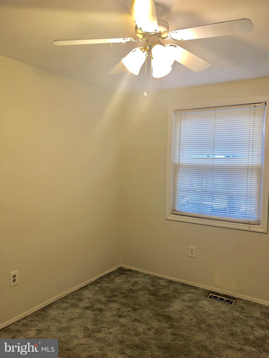 4 Roxborough Place Willingboro, NJ 08046 - Photo 8 of 8