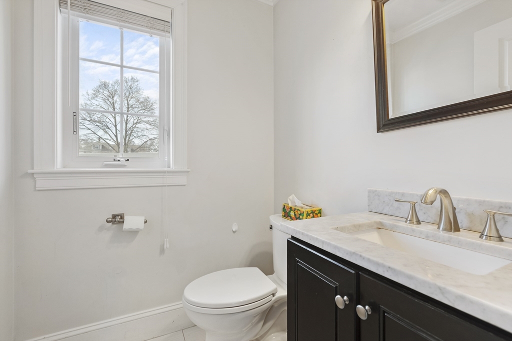 113 Elm Street, Unit D Quincy, MA 02169 - Photo 23 of 39 Gallery Image 23